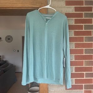 NWT Free Fly Men’s Henley
